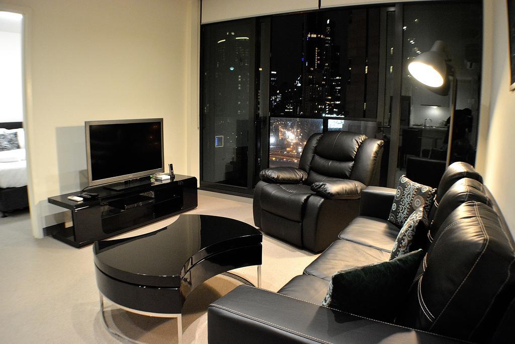 Royal Stays Apartments Melbourne- Southbank Room photo