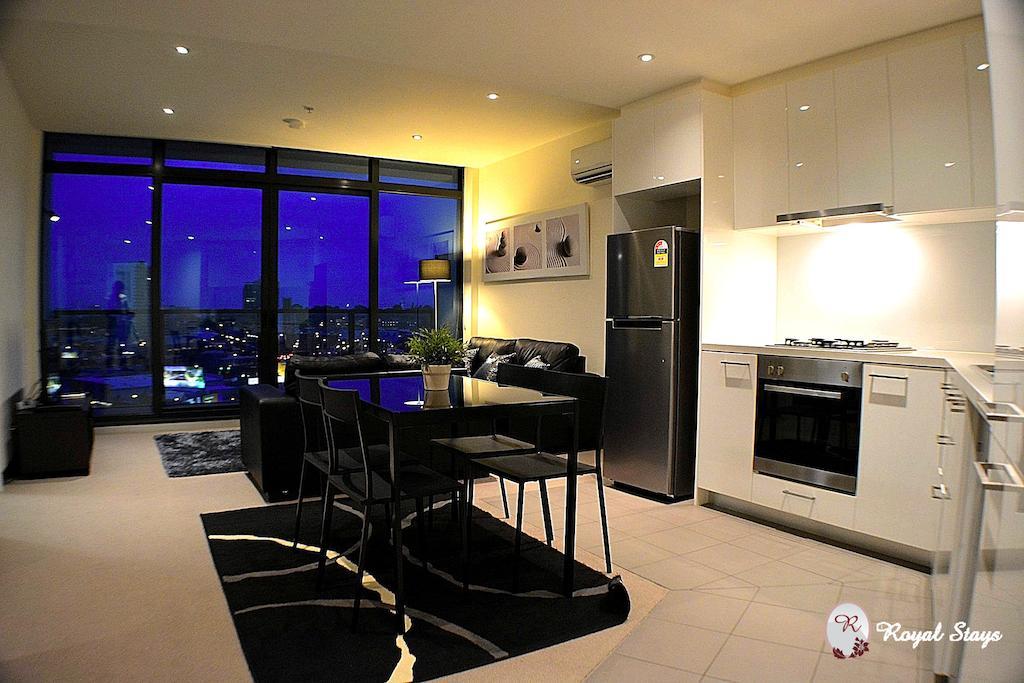 Royal Stays Apartments Melbourne- Southbank Room photo